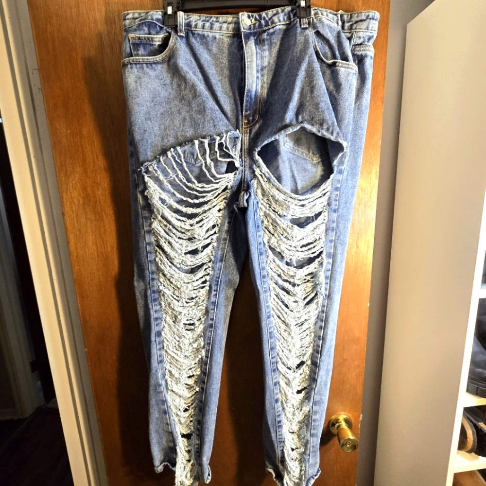 Vintage Wash Distressed Detail Straight Leg Jeans